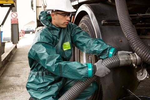 ANSELL ALPHATEC® CHEMICAL-RESISTANT GLOVES - 53-001 - Image 4