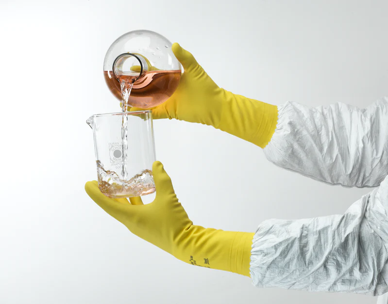 ANSELL ALPHATEC® MEDIUM DUTY NATURAL RUBBER LATEX GLOVES - 87-297 - Image 4